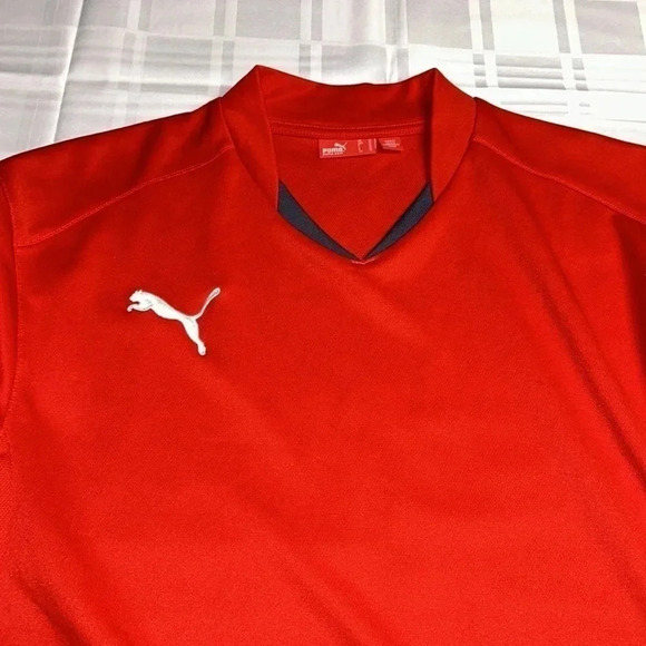 PUMA Med Men long sleeve red jersey with padded elbows for soccer - Picture 6 of 16